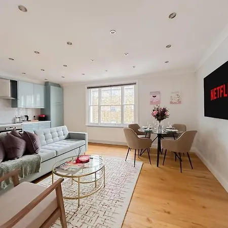 Charming One Bedroom Flat On Portobello Road London Exterior photo