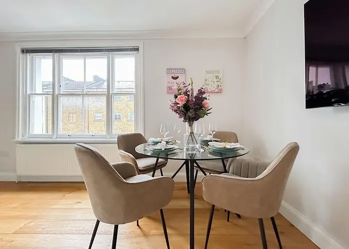 Charming One Bedroom Flat On Portobello Road