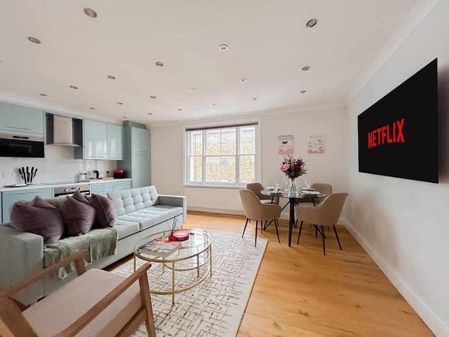 Charming One Bedroom Flat On Portobello Road Apartment London