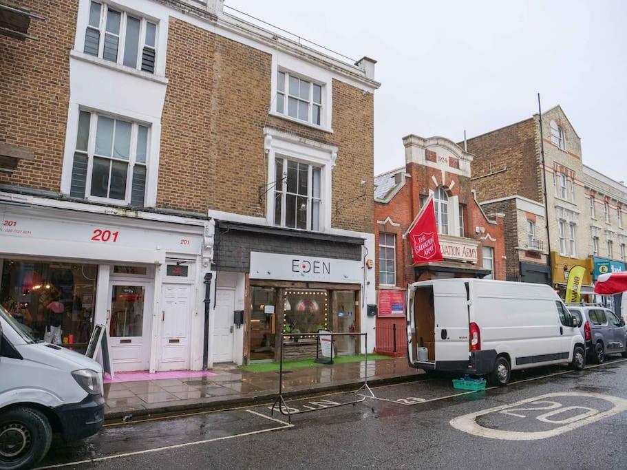 Charming One Bedroom Flat On Portobello Road London